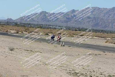 media/Oct-30-2025-Racers Edge (Thu) [[dabbdaf680]]/3-B Group/Session 3 (Turn 15 Inside)/